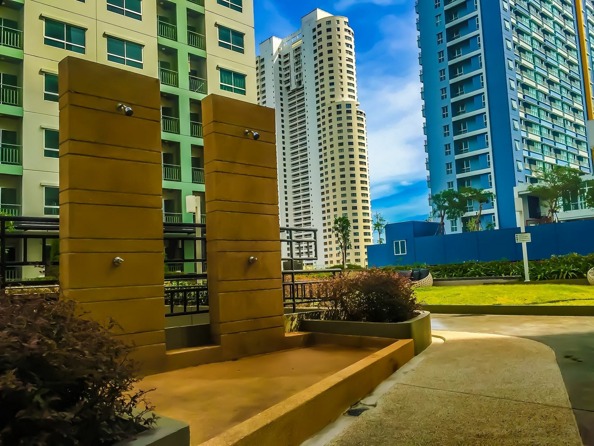 Lumpini Seaview Jomtien By Parikal Hotel ภายนอก รูปภาพ